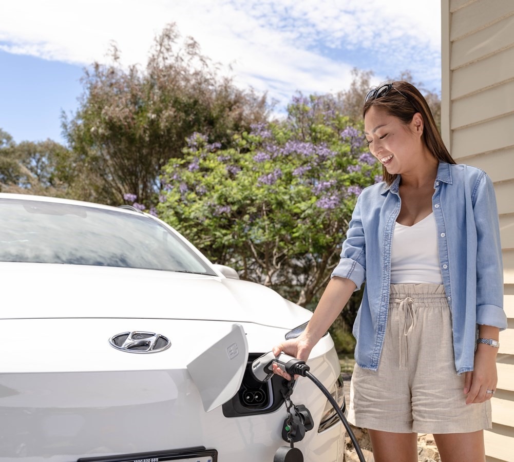 charging-hyundai-at-home-1